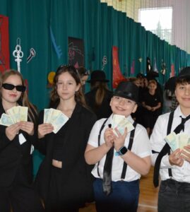 Andrzejki 2025 klas 4-8