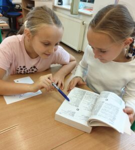 Międzyszkolny projekt edukacyjny „Superbohaterowie Wrażliwości” – klasa 3a